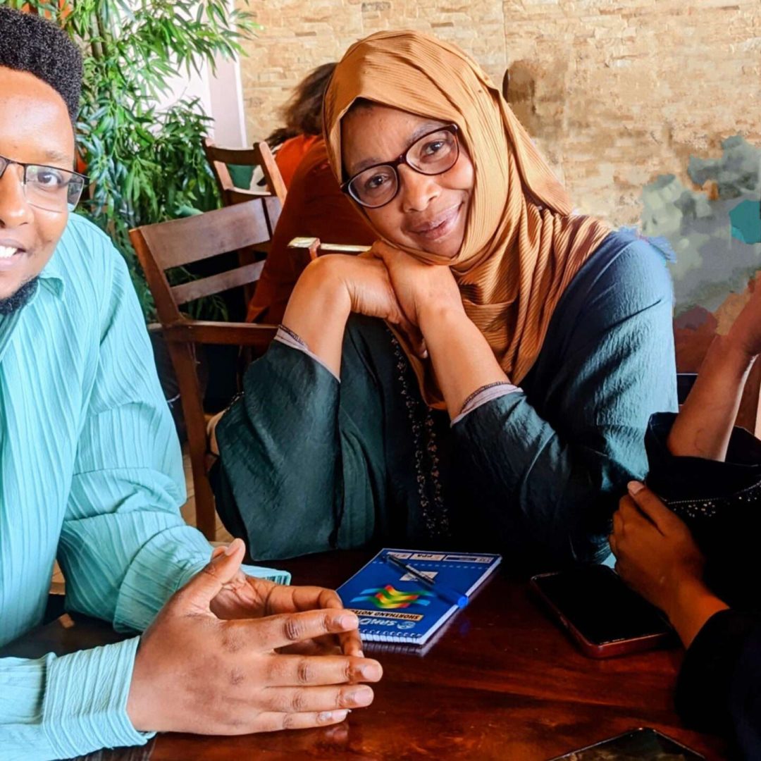 COACH AMANI NA WANAFUNZI