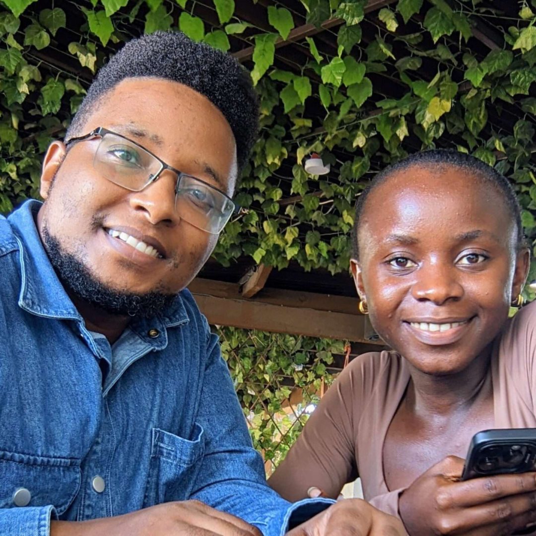 COACHA AMANI NA MWANAFUNZI WAKE